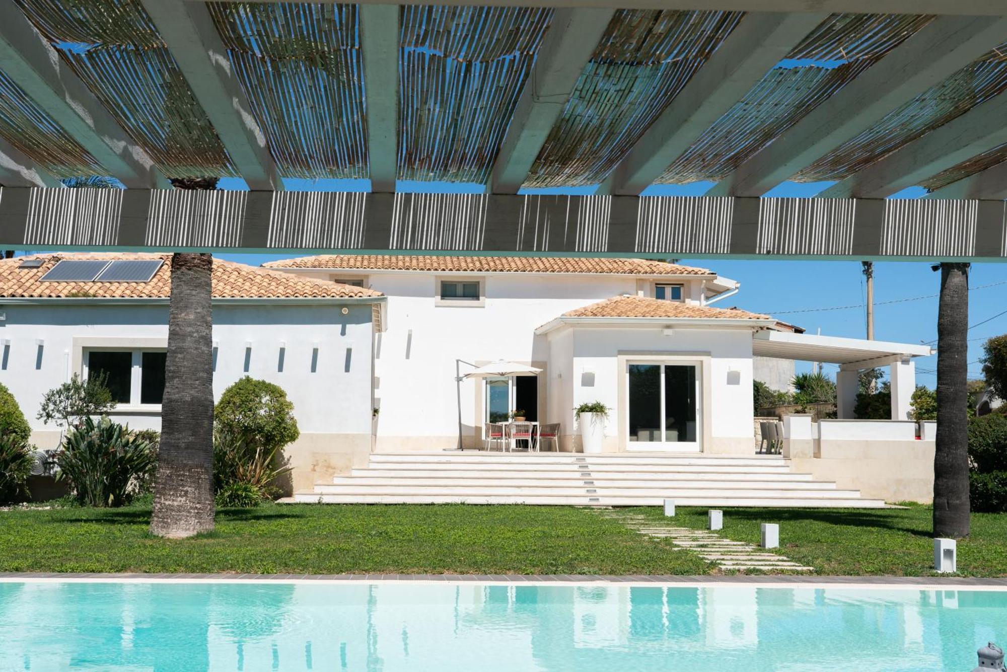 Villa Elena By Ortigia Apartments Fanusa Exterior foto